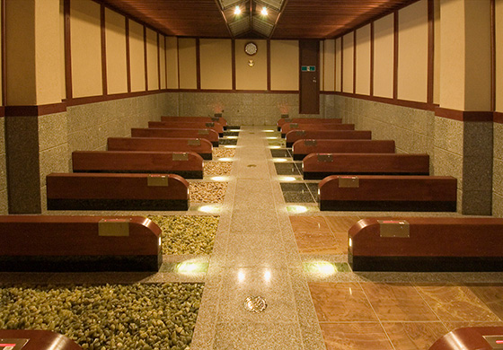 岩盤浴　Royal　Stone